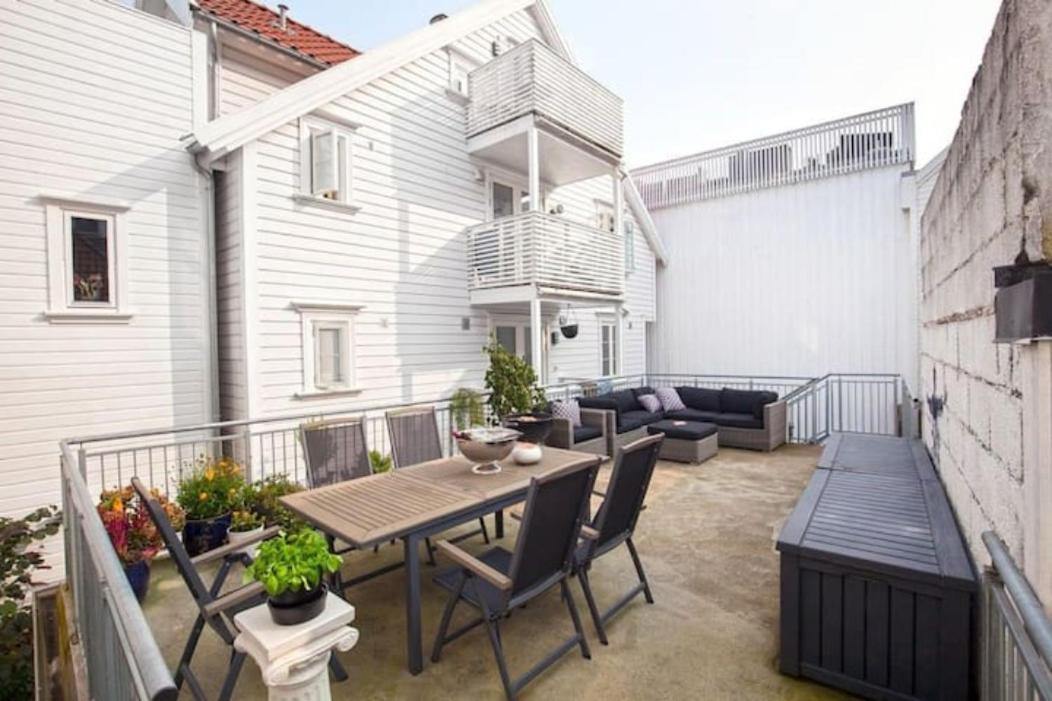 Apartment Right In The City Centre Stavanger Exterior foto